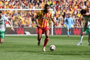 九游官方-瓜罗：迪乌夫明天或周六抵达米兰城，他在国米年薪200万欧